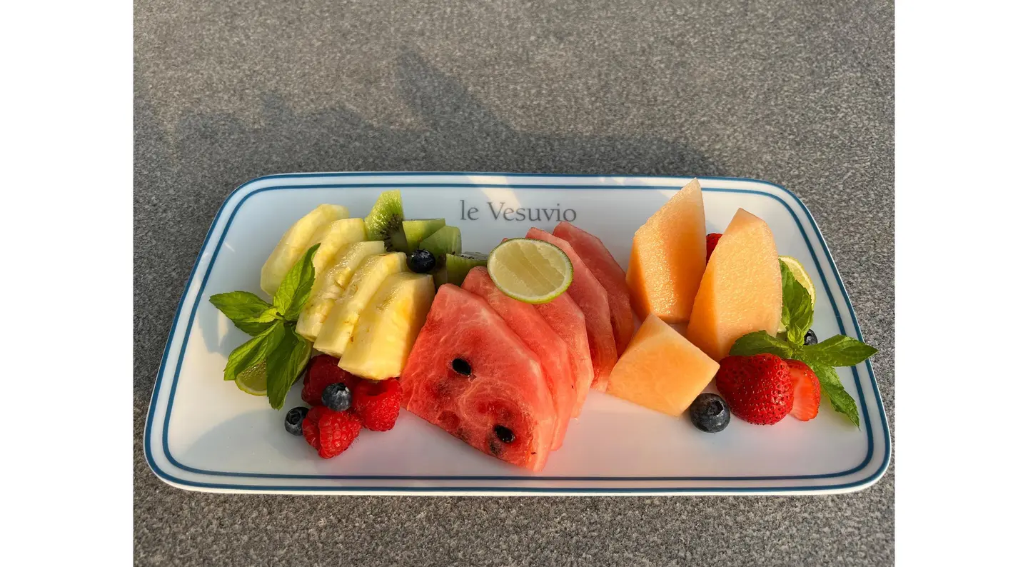 طبق فواكه طازجة