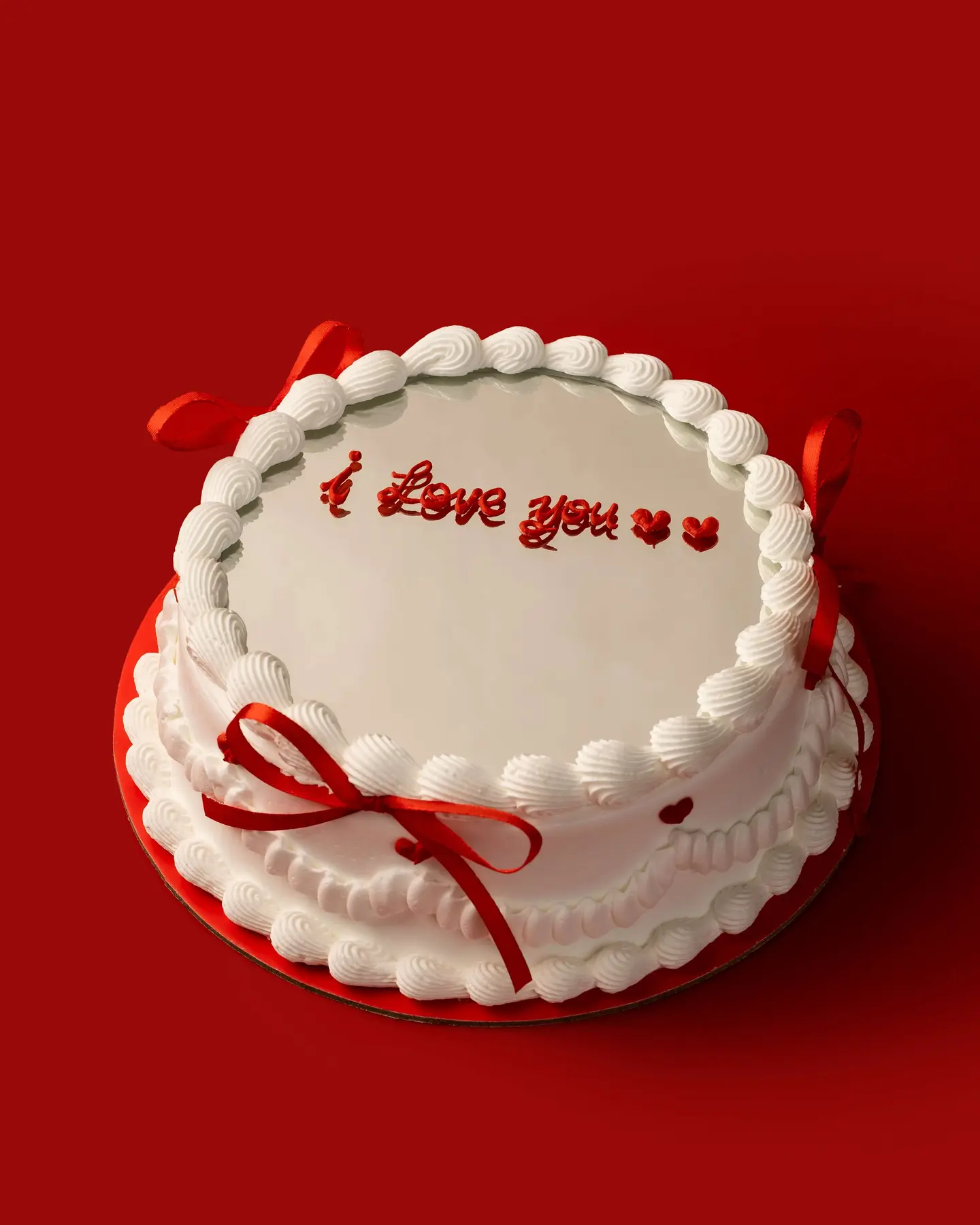 Valentine Mirror Cake 2025