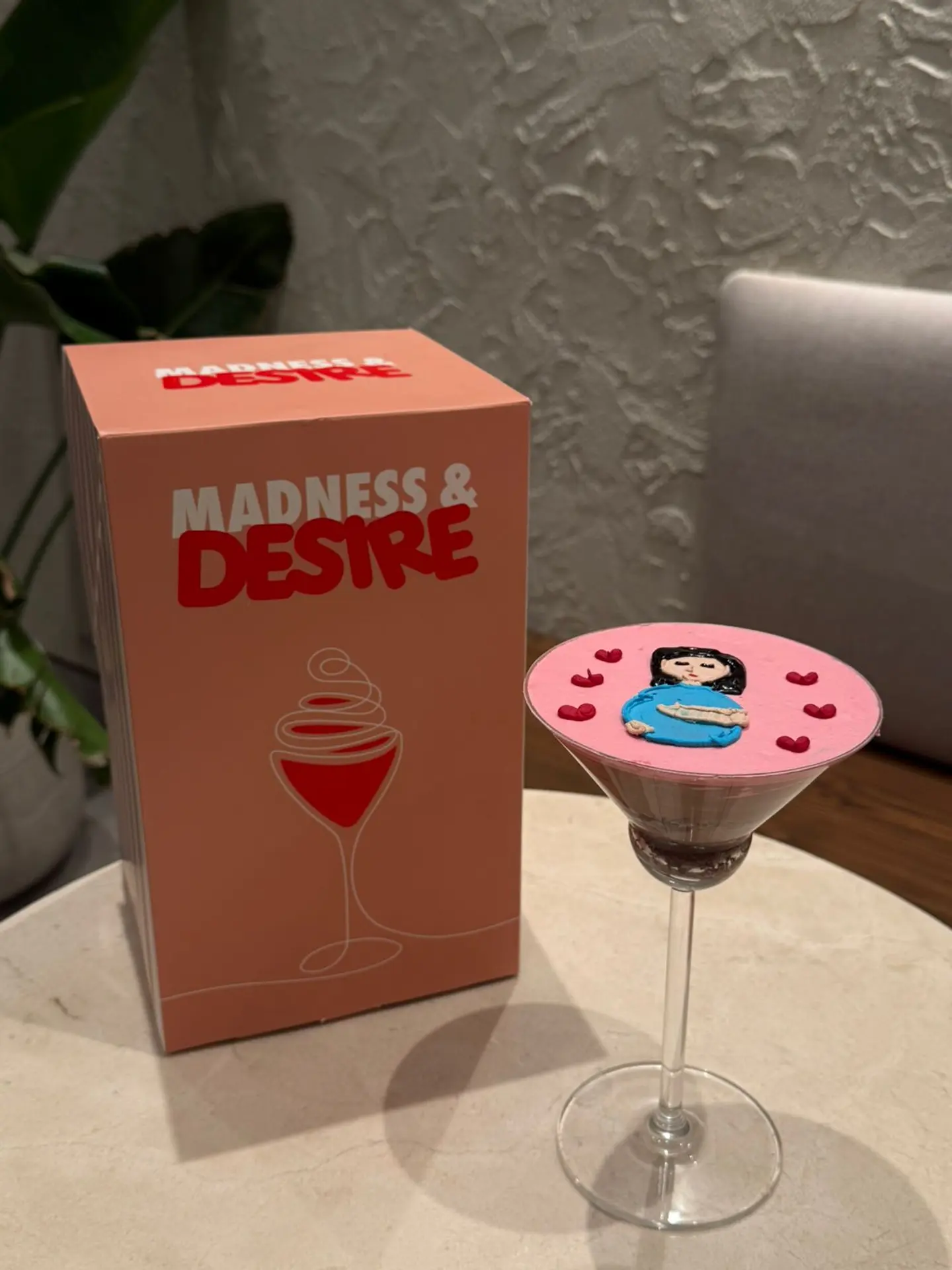 New Year Cheers Cake Girl