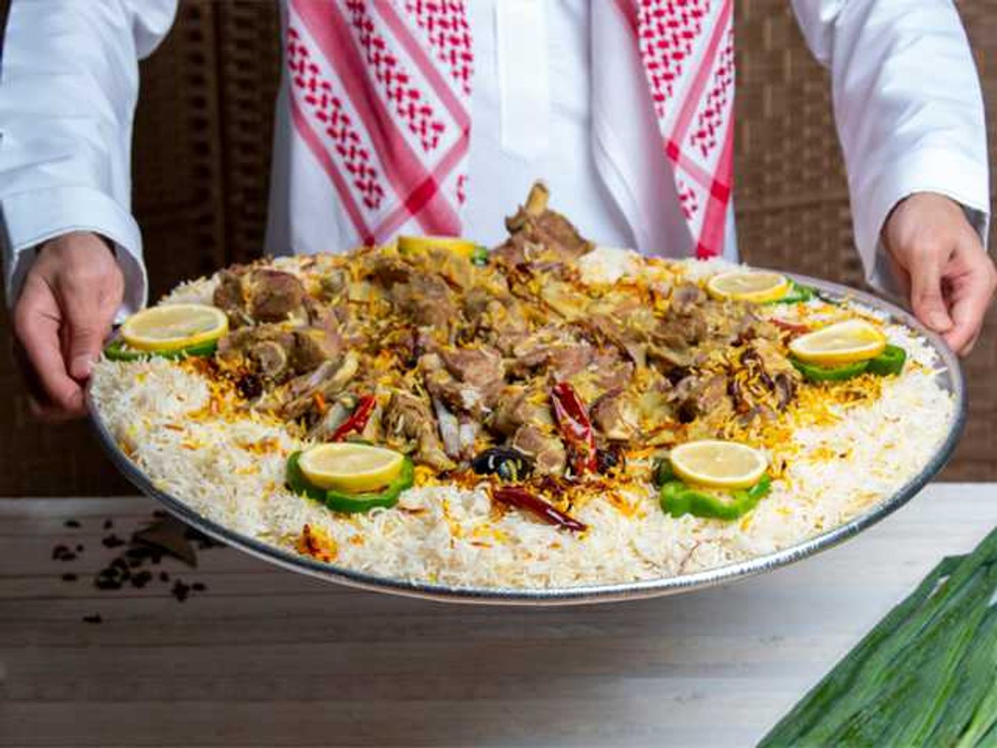 طبق العائلة نعيمي