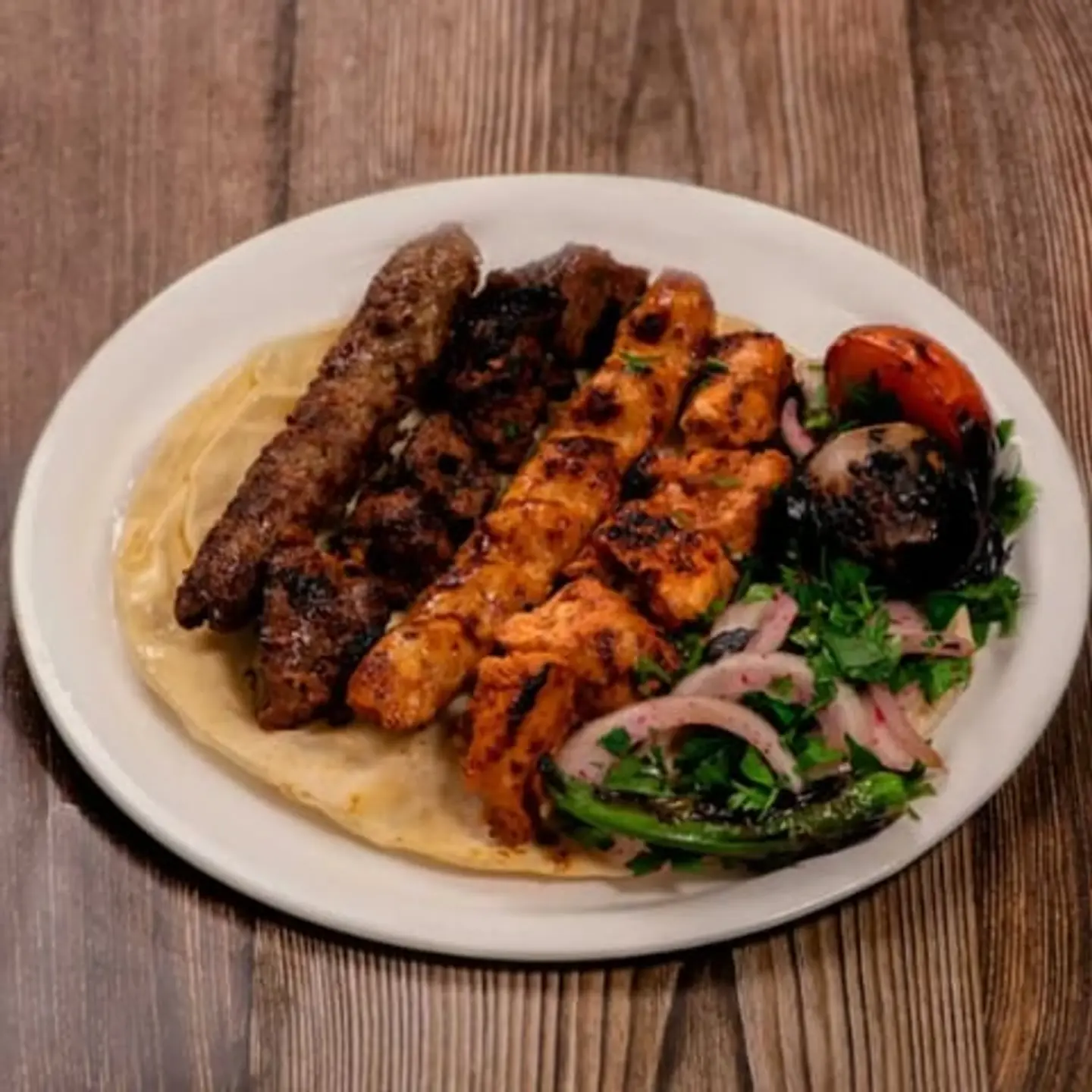 مشكل مشاوي مع دجاج