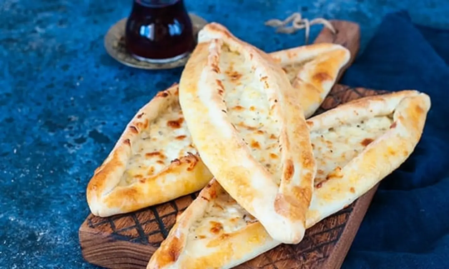 جبن عكاوي 4 حبة صغير