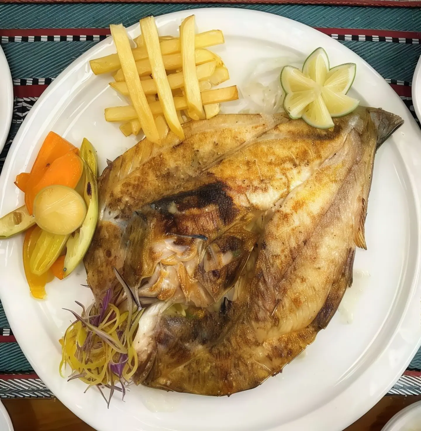 سمك دنيس مشوي عالفحم