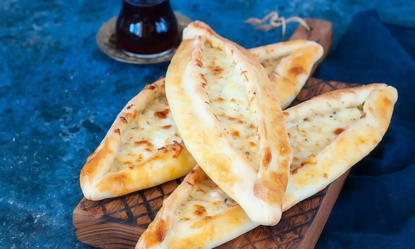 جبن عكاوي 4 حبة صغير