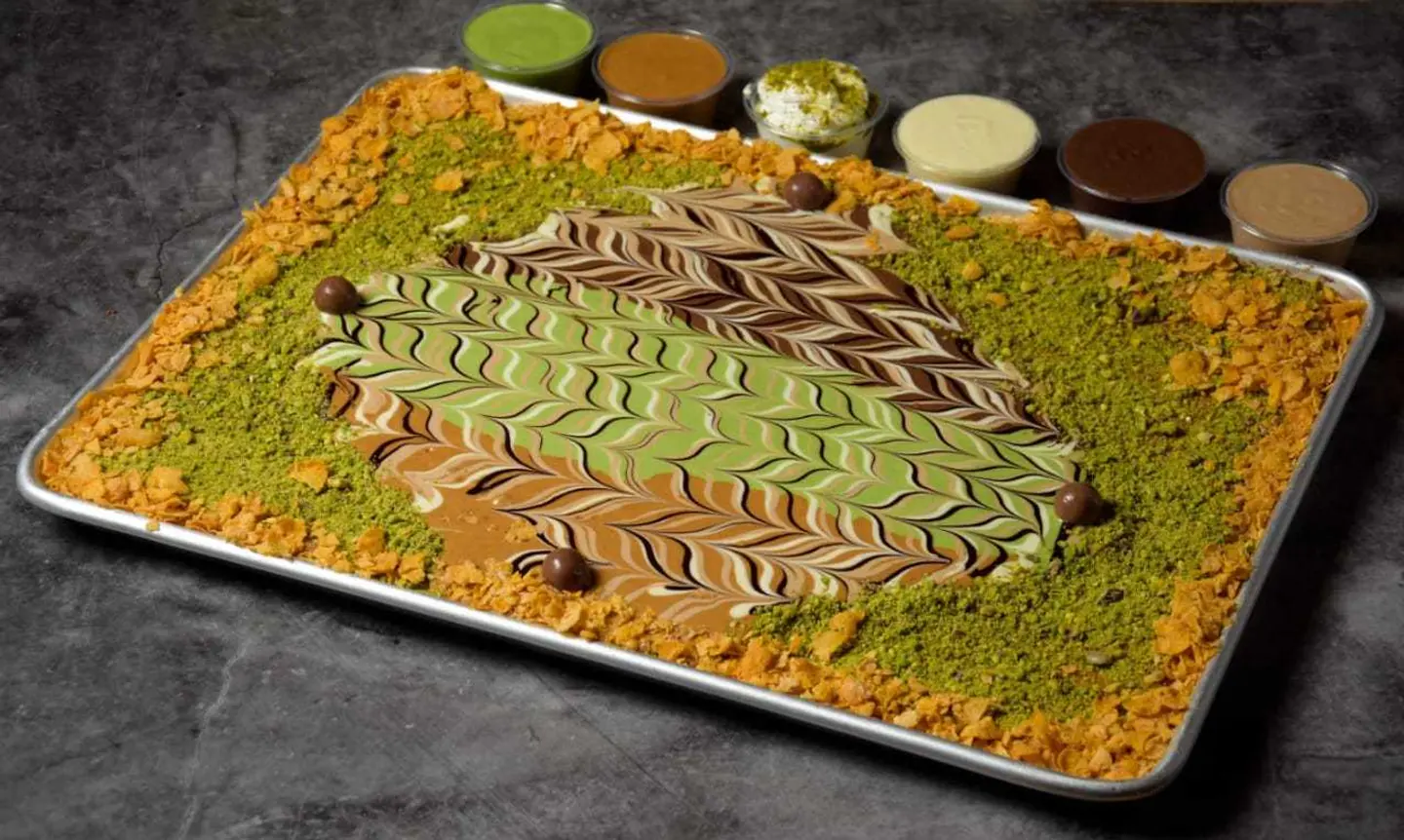 Kunafa Party Mix