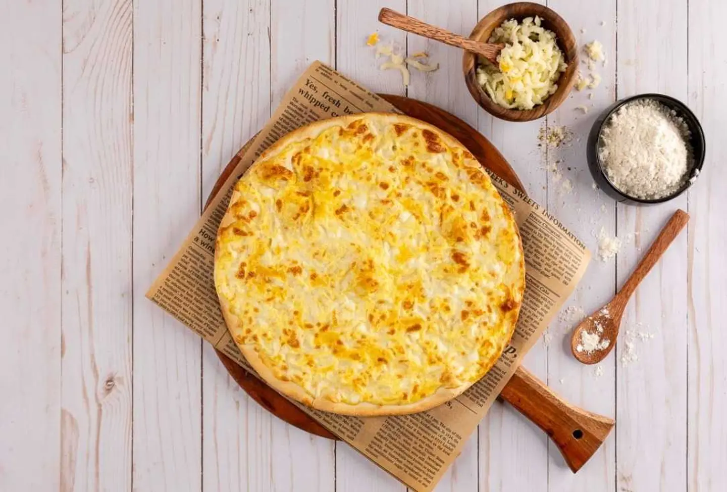 Egg & Cheese Manakeesh