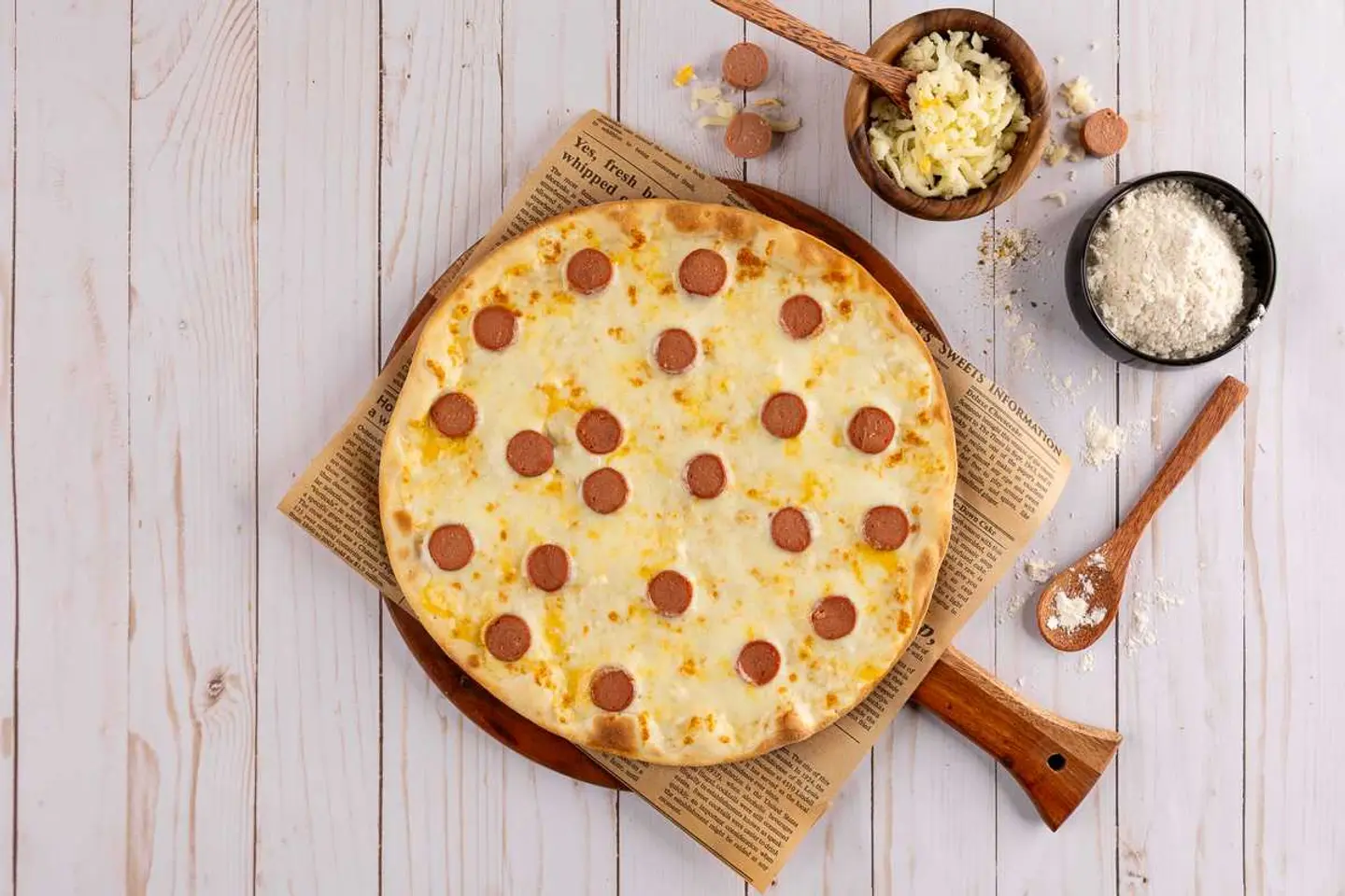 Hot Dog & Cheese Manakeesh