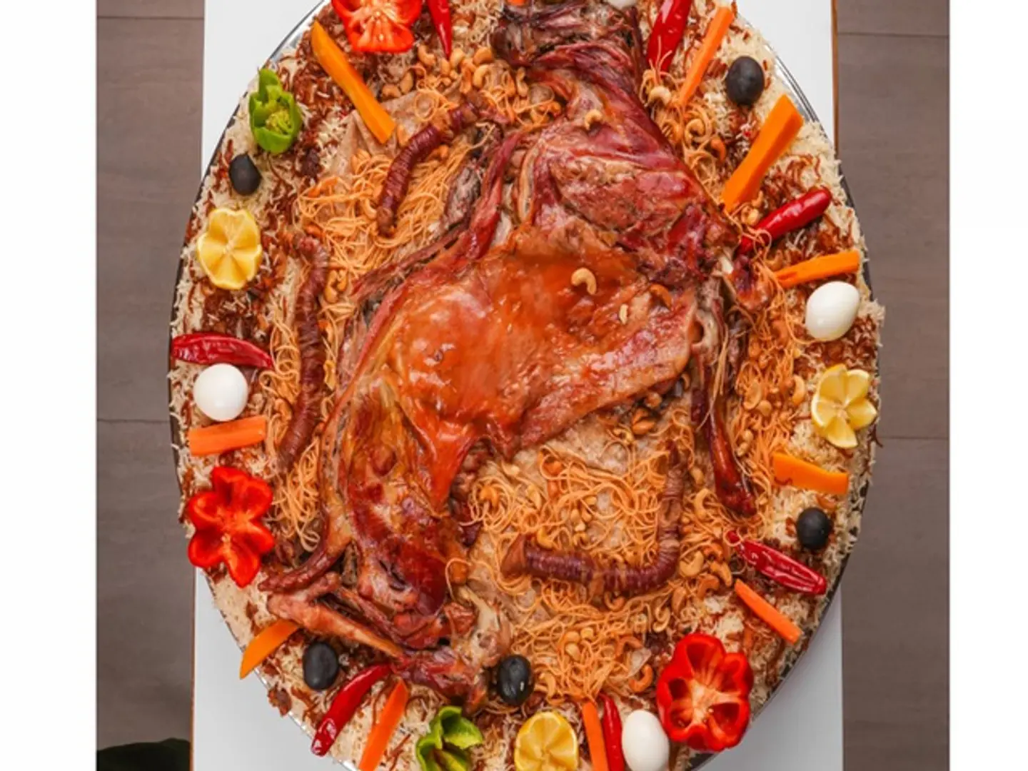 حبة دجاج حنيذ مع رز بشاور