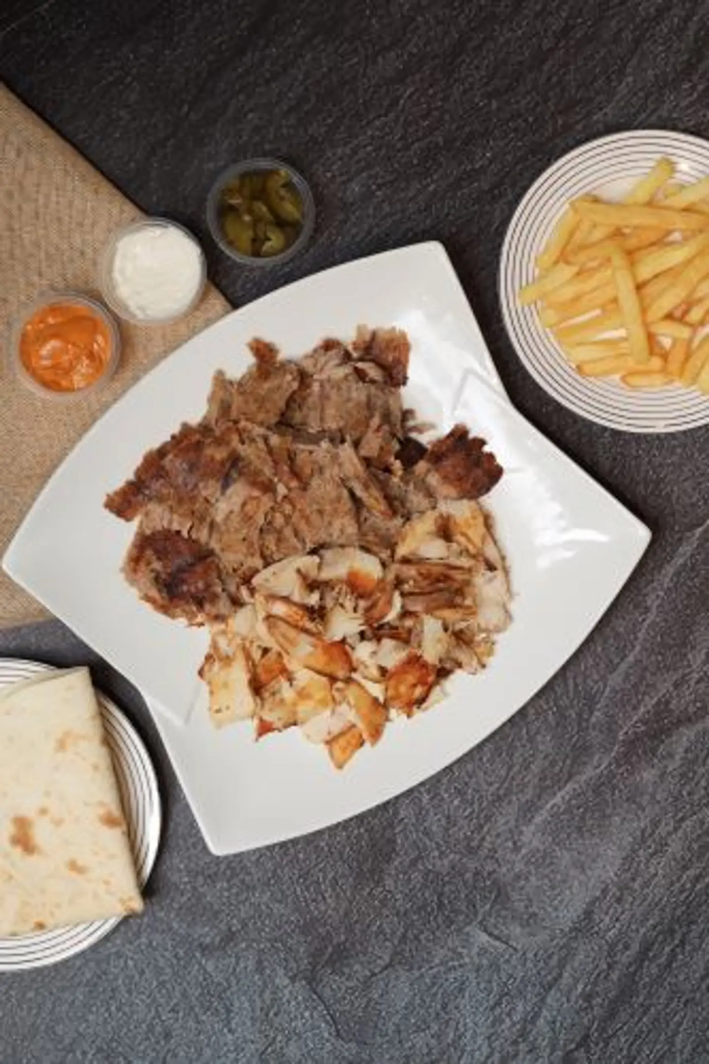 صحن شاورما مكس