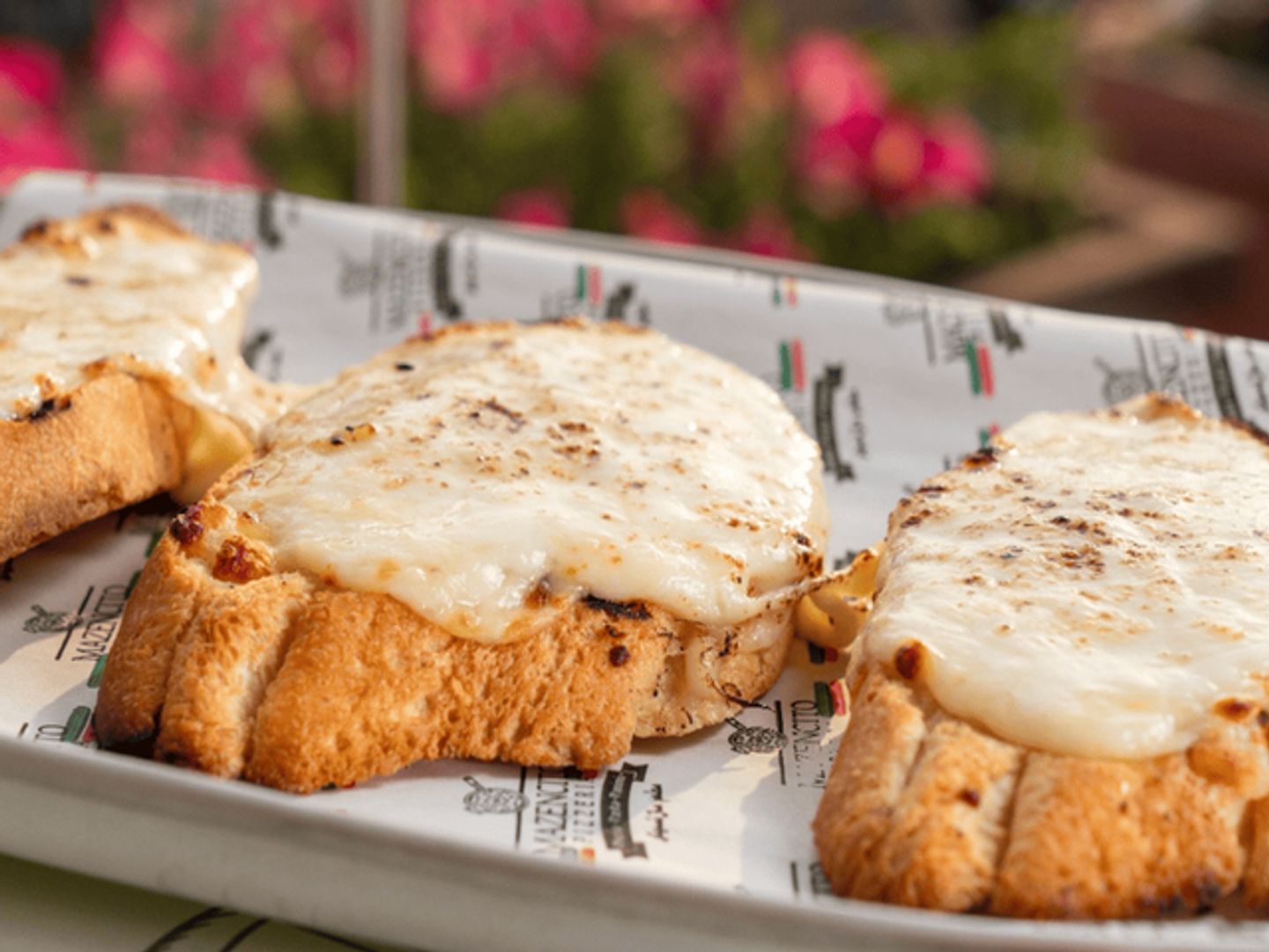 Bruschetta Formaggio All'aglio