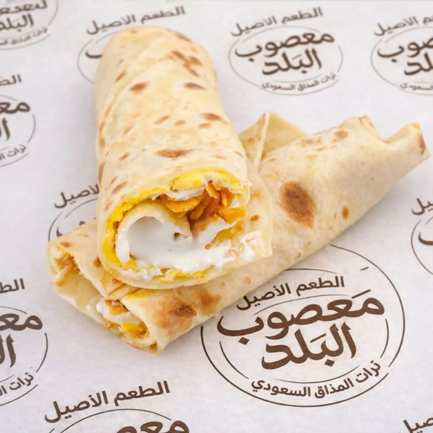 جباتي بيض جبن و شبس عمان