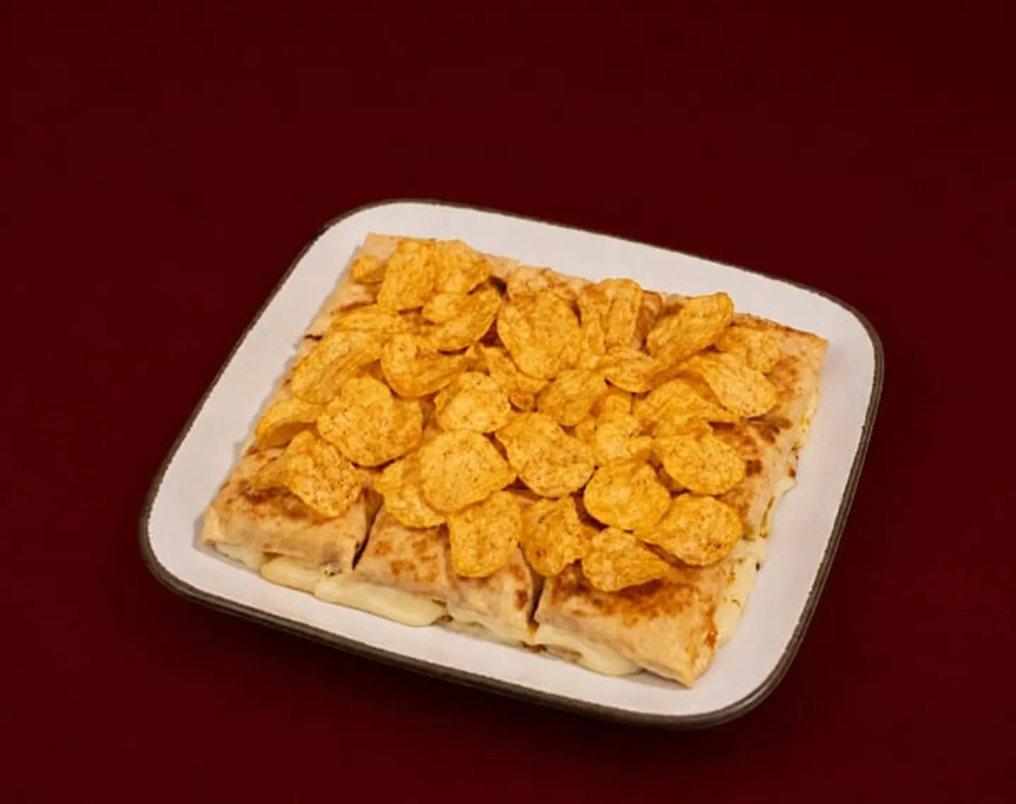 Oman Chips With Melted Cheese