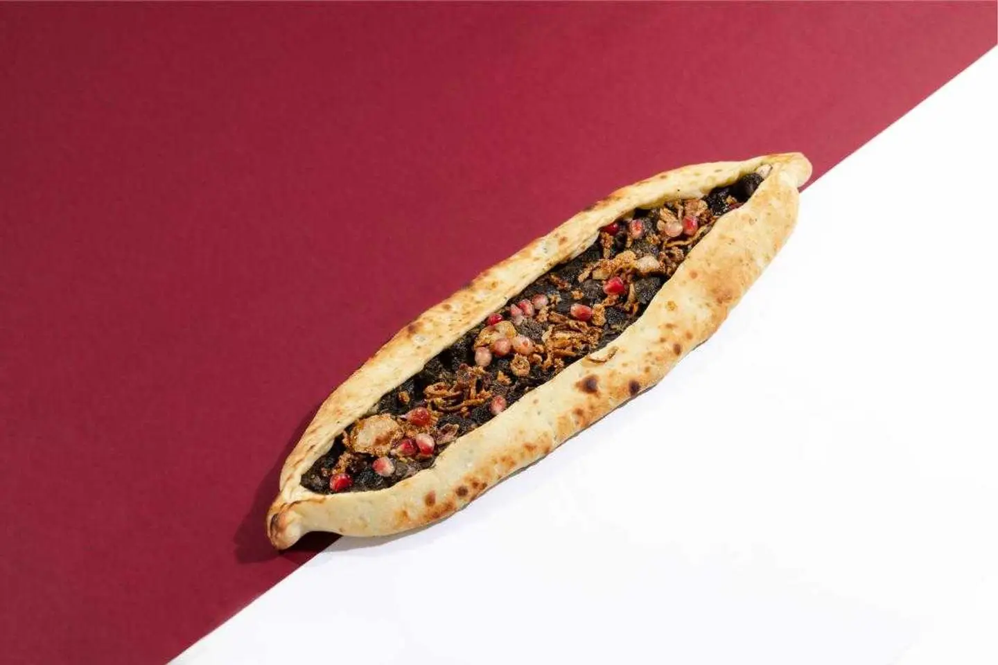 قارب بالفرن