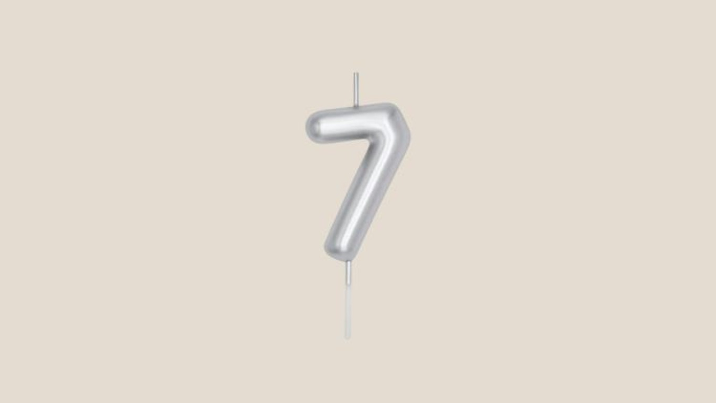 رقم 7 فضي
