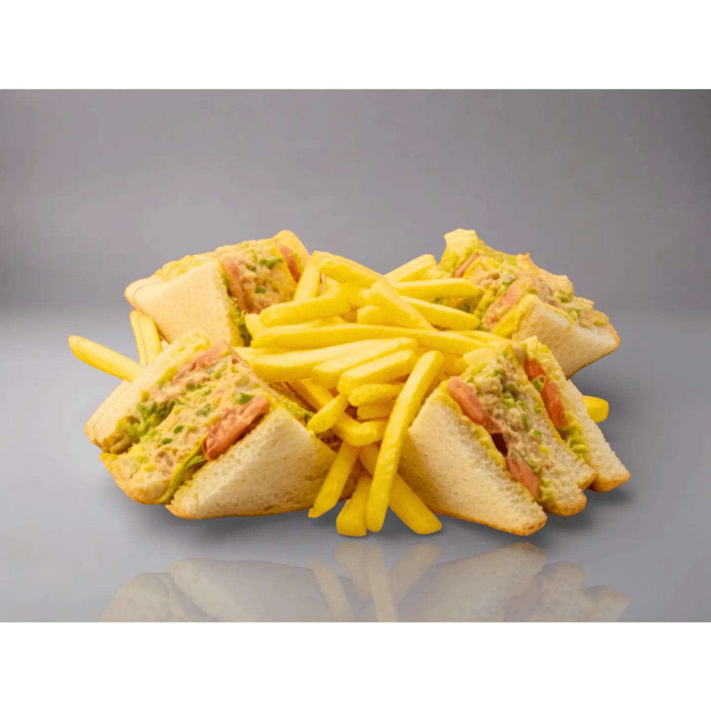 ساندويتش كلوب تونا