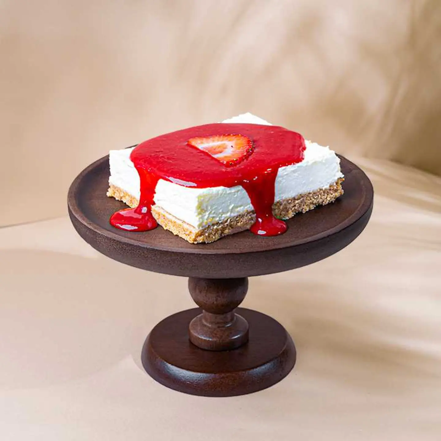 تشيز كيك فراولة.