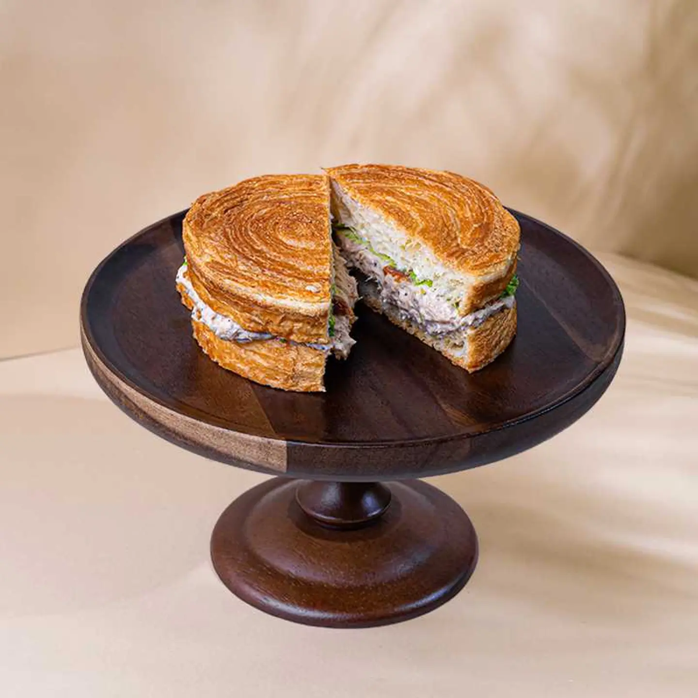 رولينق تونا.