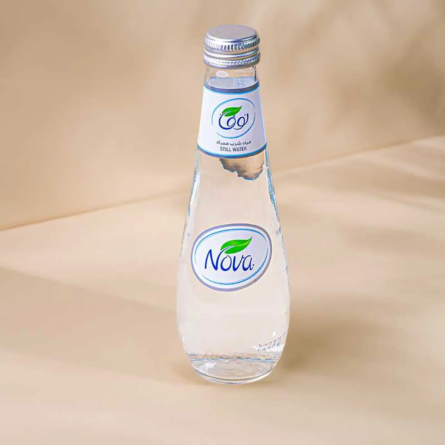 مياه معدنية.