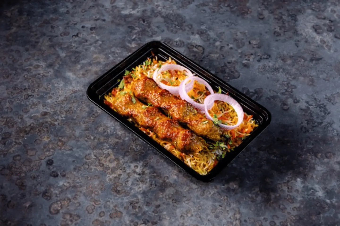 أرز برياني مع سيخ كباب