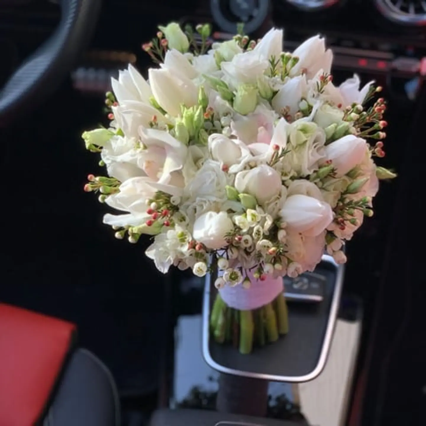 Natural Flower Bridal Bouquet