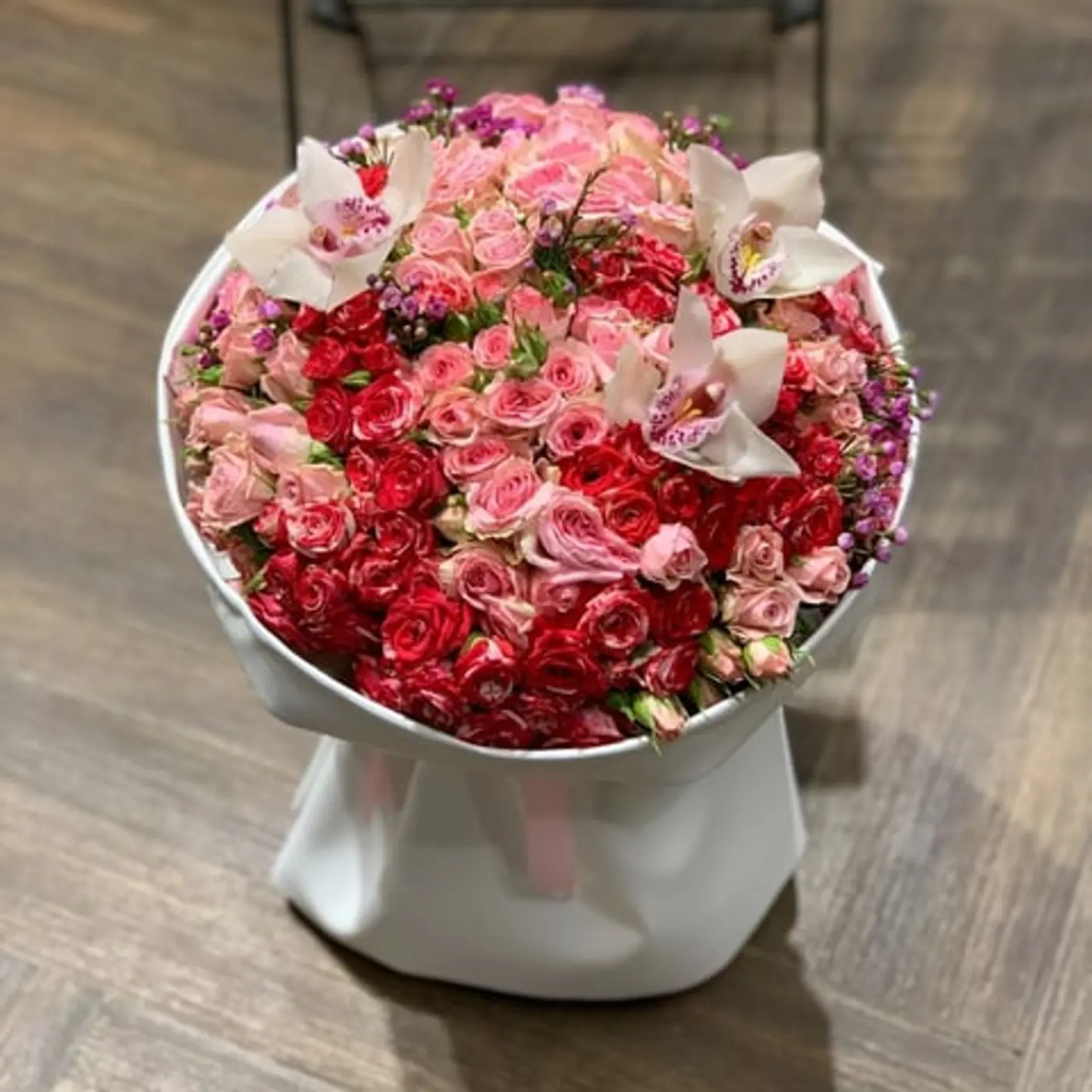 Luxury Flower Bouquet With Leather Wrap