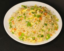 أرز مقلي بالبيض