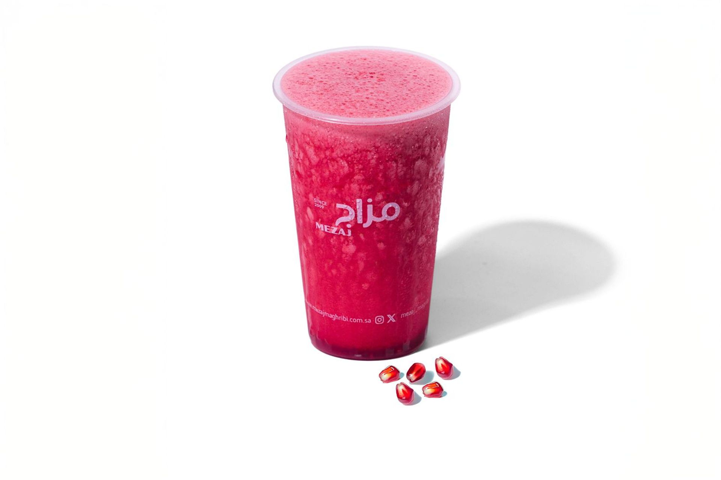 Smoothy Karkade With Pomegranate