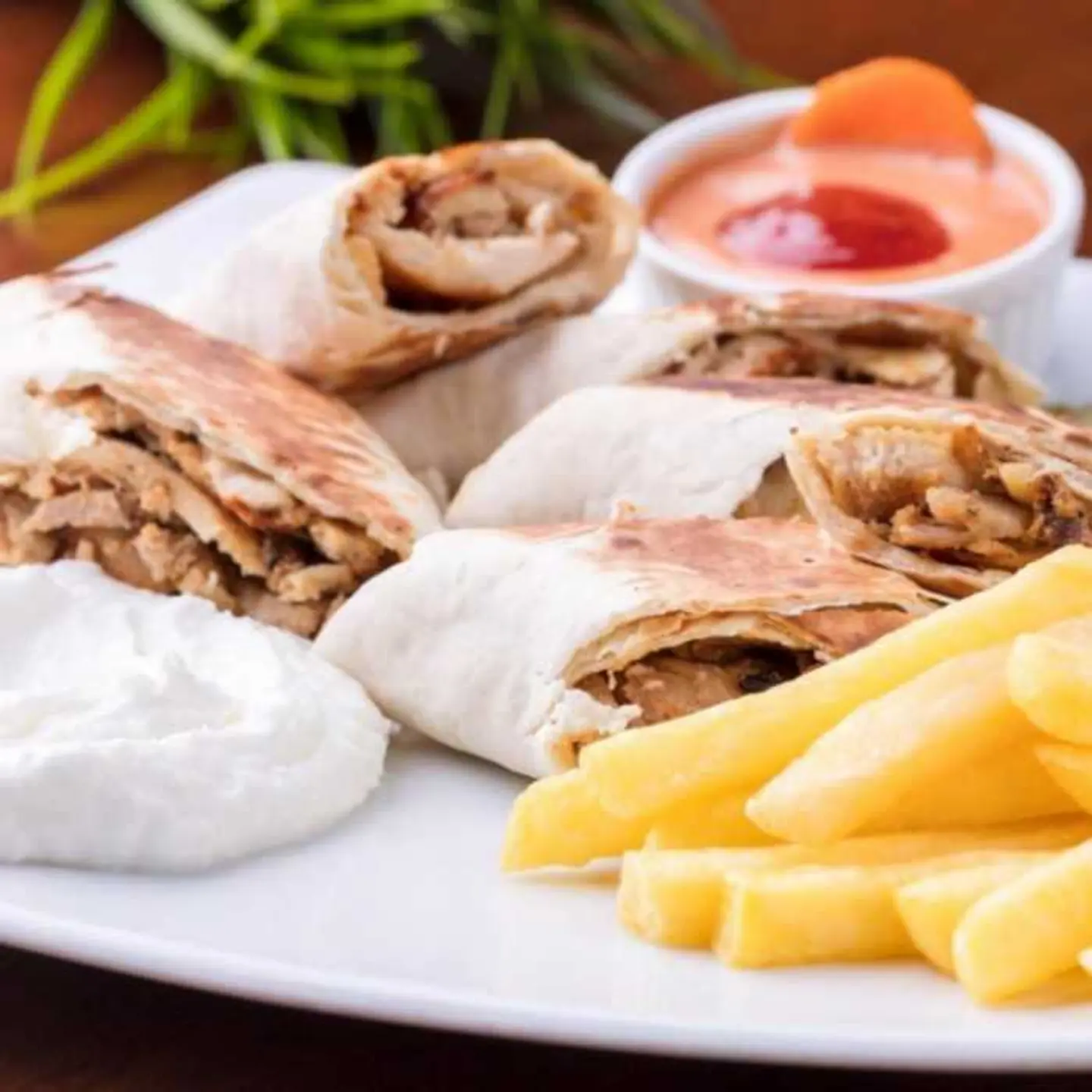 ساندويتش شاورما عربي 6 قطع دجاج