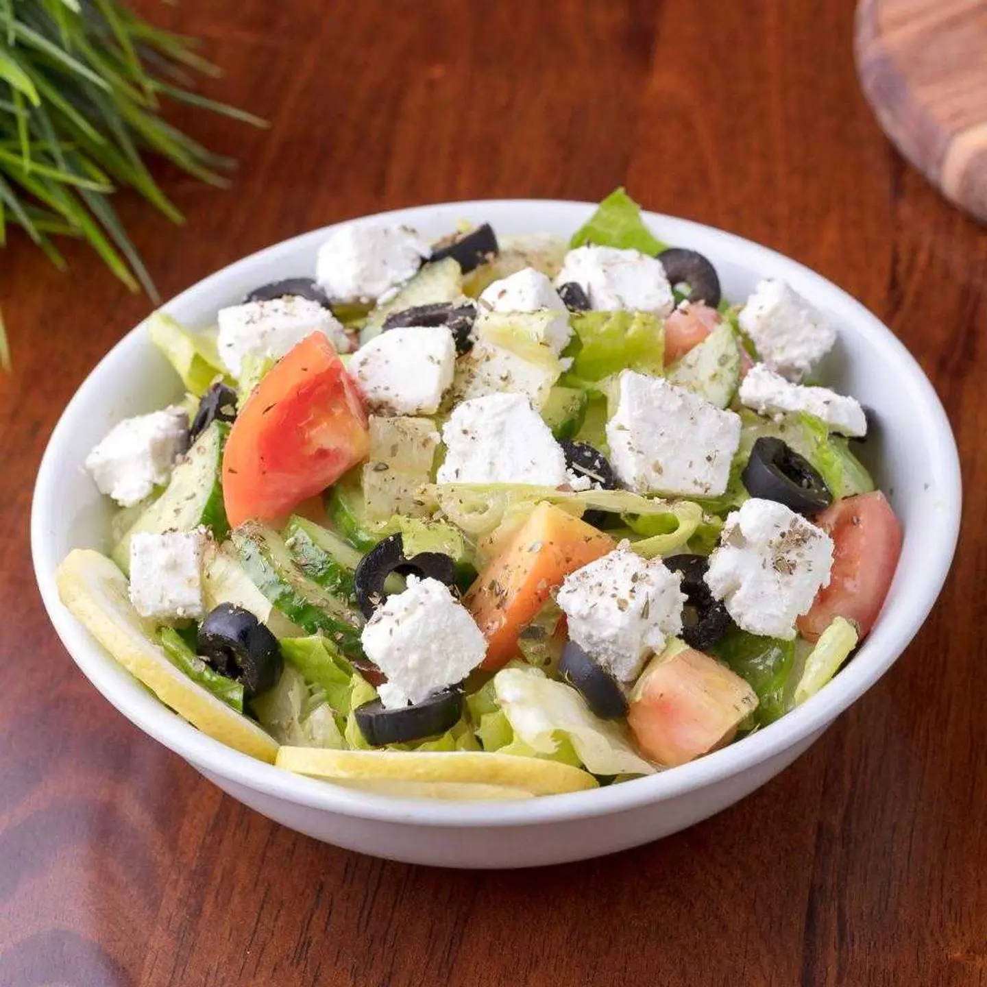 سلطة يونانية