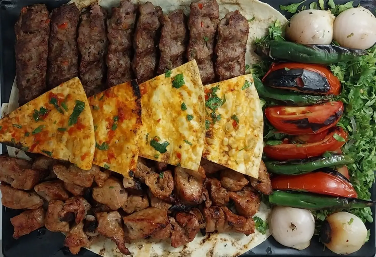 نصف كيلو مشكل لحم