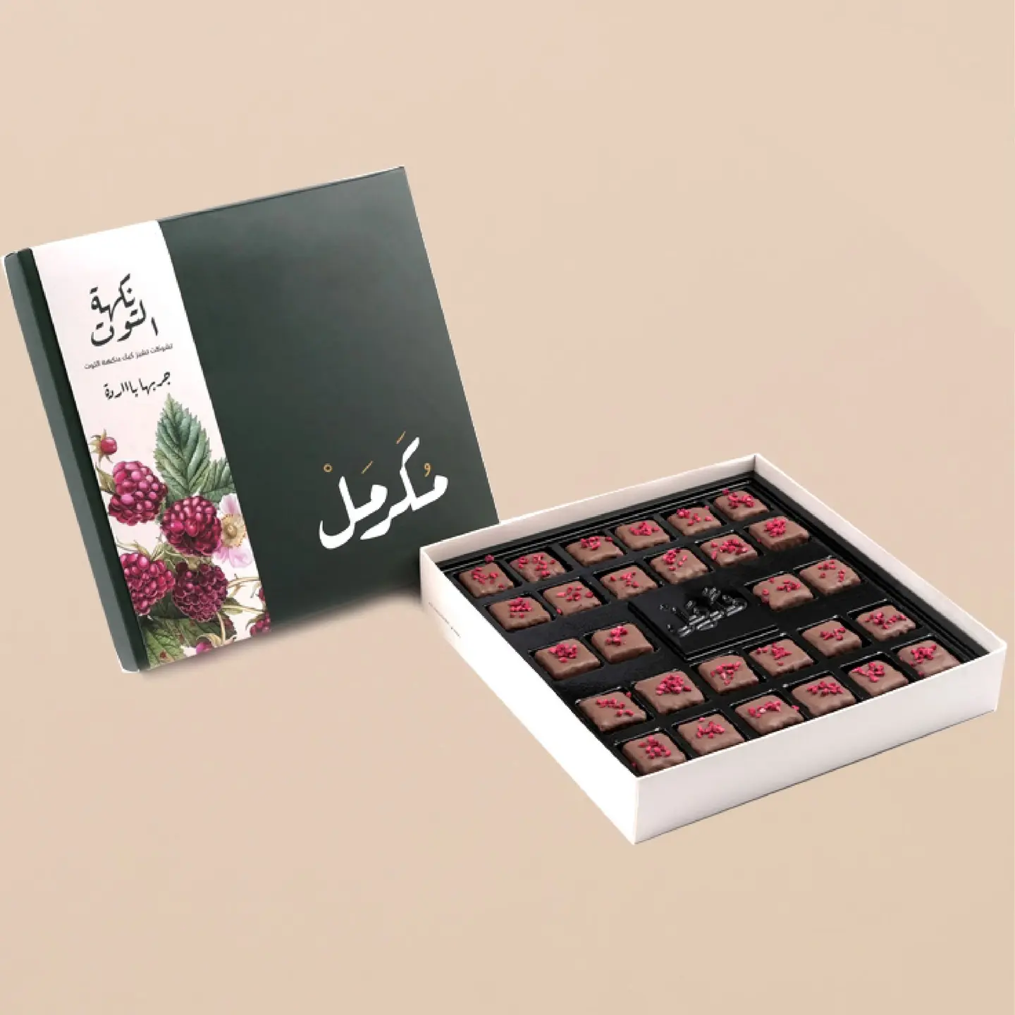 شوكلت تشيز كيك التوت - كبير