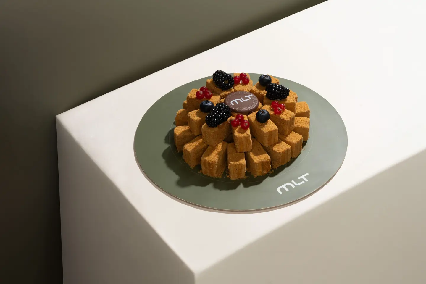 بوكس بايتس كيكة العسل