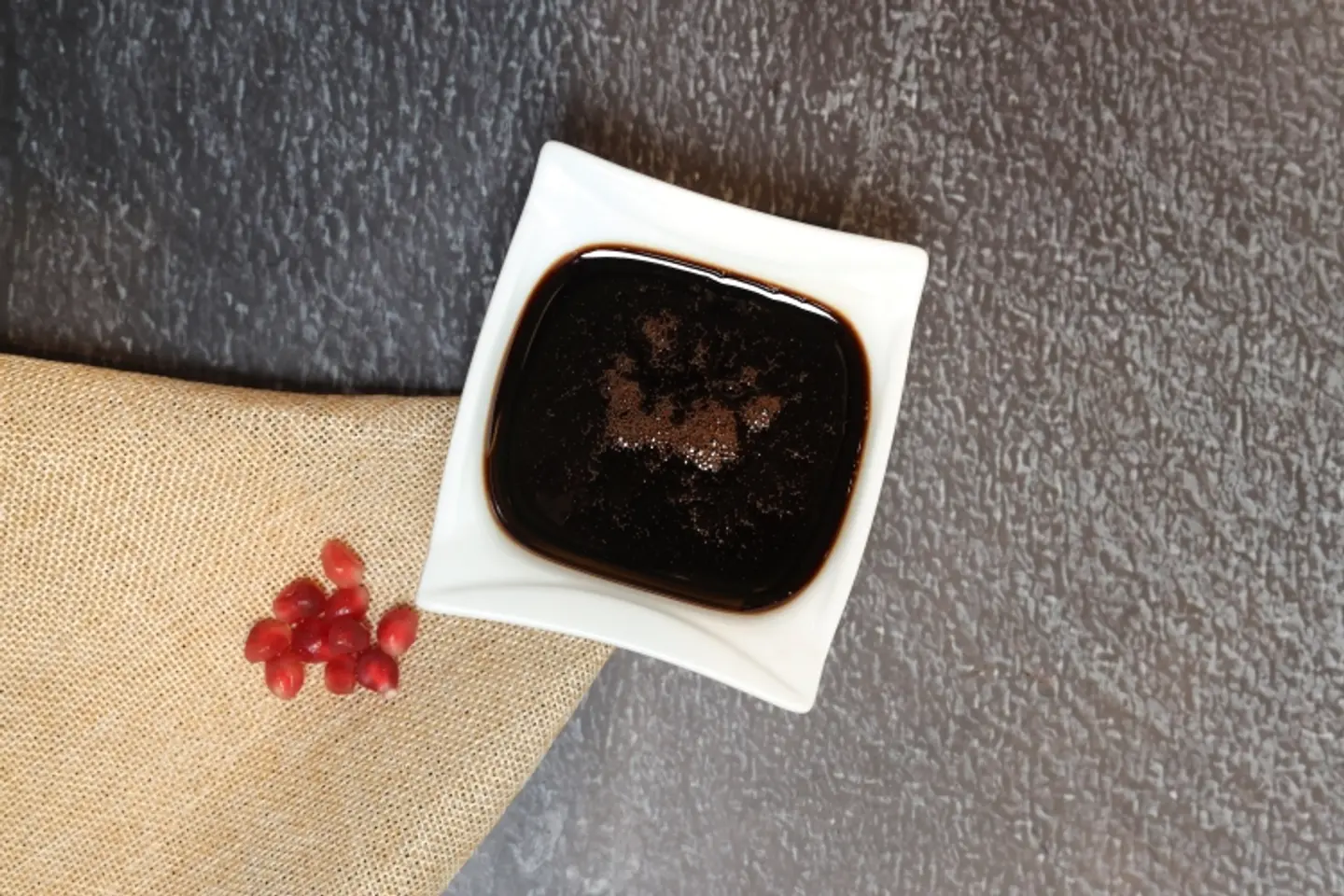 Pomgrana Hone Sauce