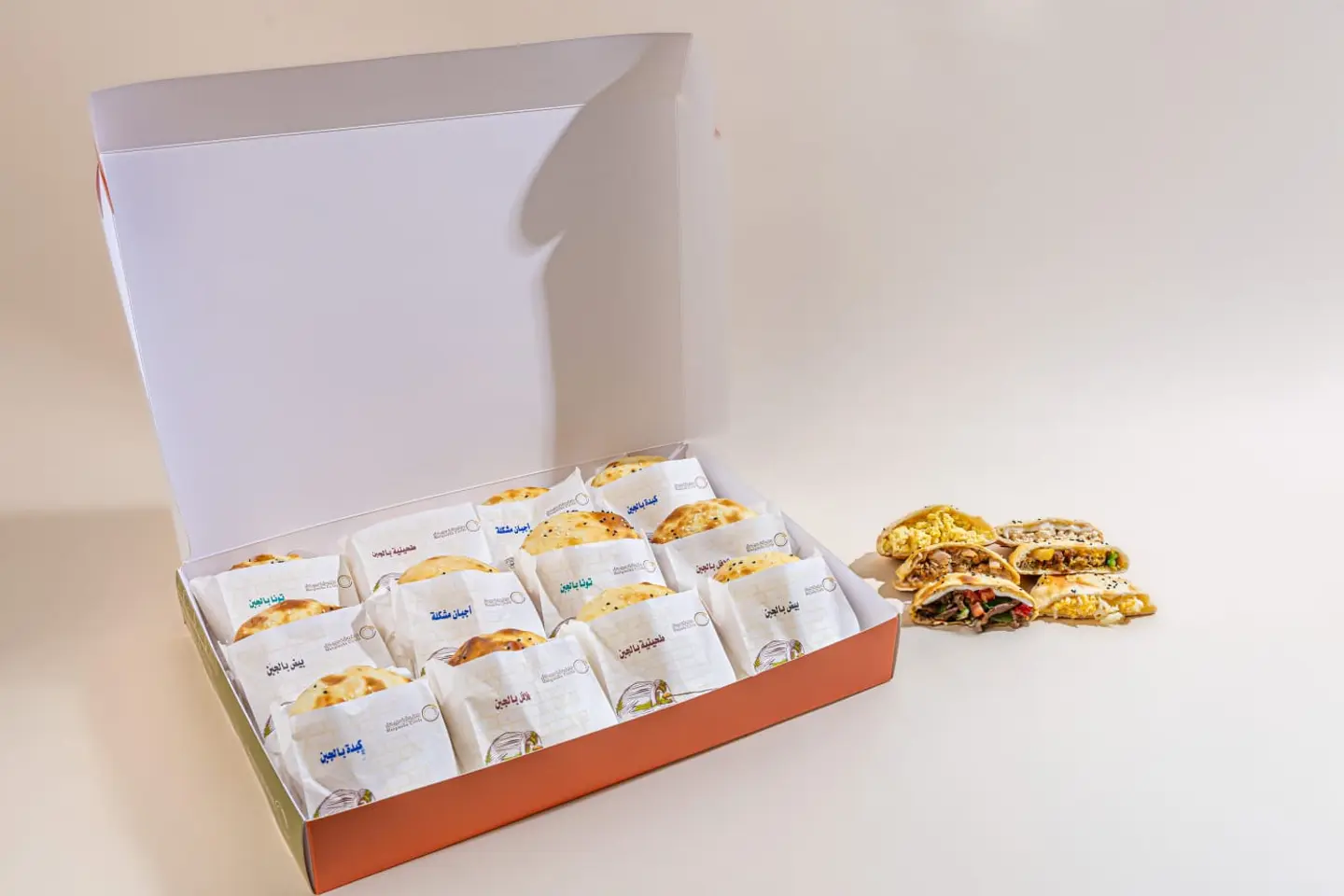 بوكس فطائر سيركل 12 حبة