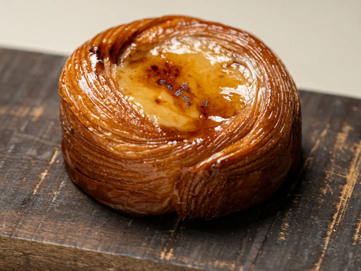 Crème Brûlée Bun