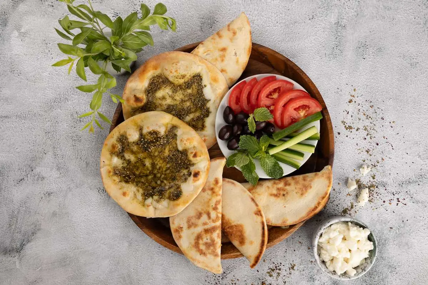 Zaatar & Cheese Mini Oushe