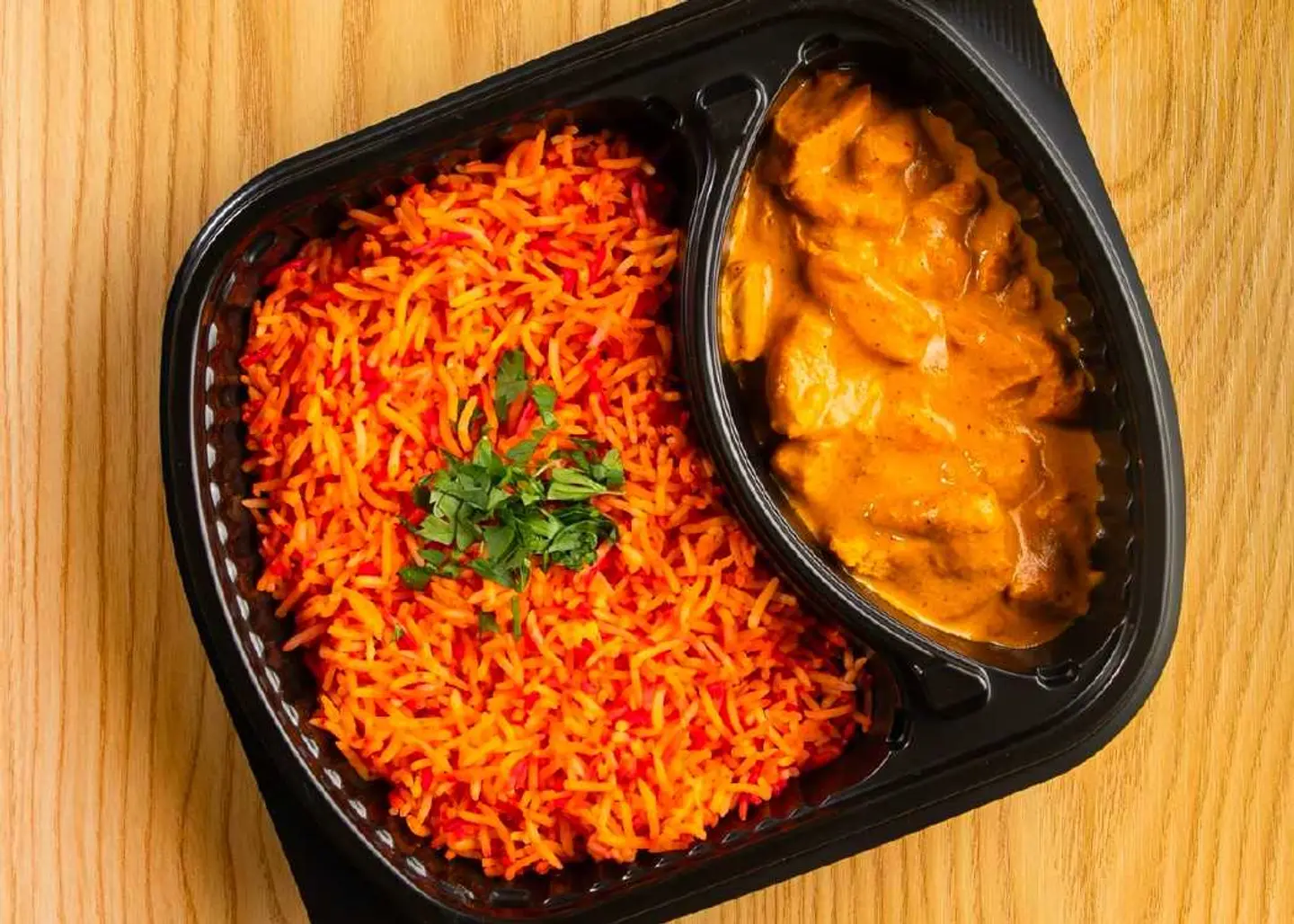 دجاج مسالا مع الأرز البرياني