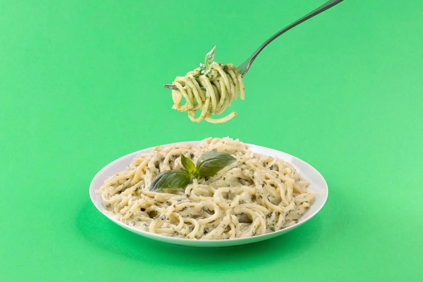 Creamy Pesto Spaghetti