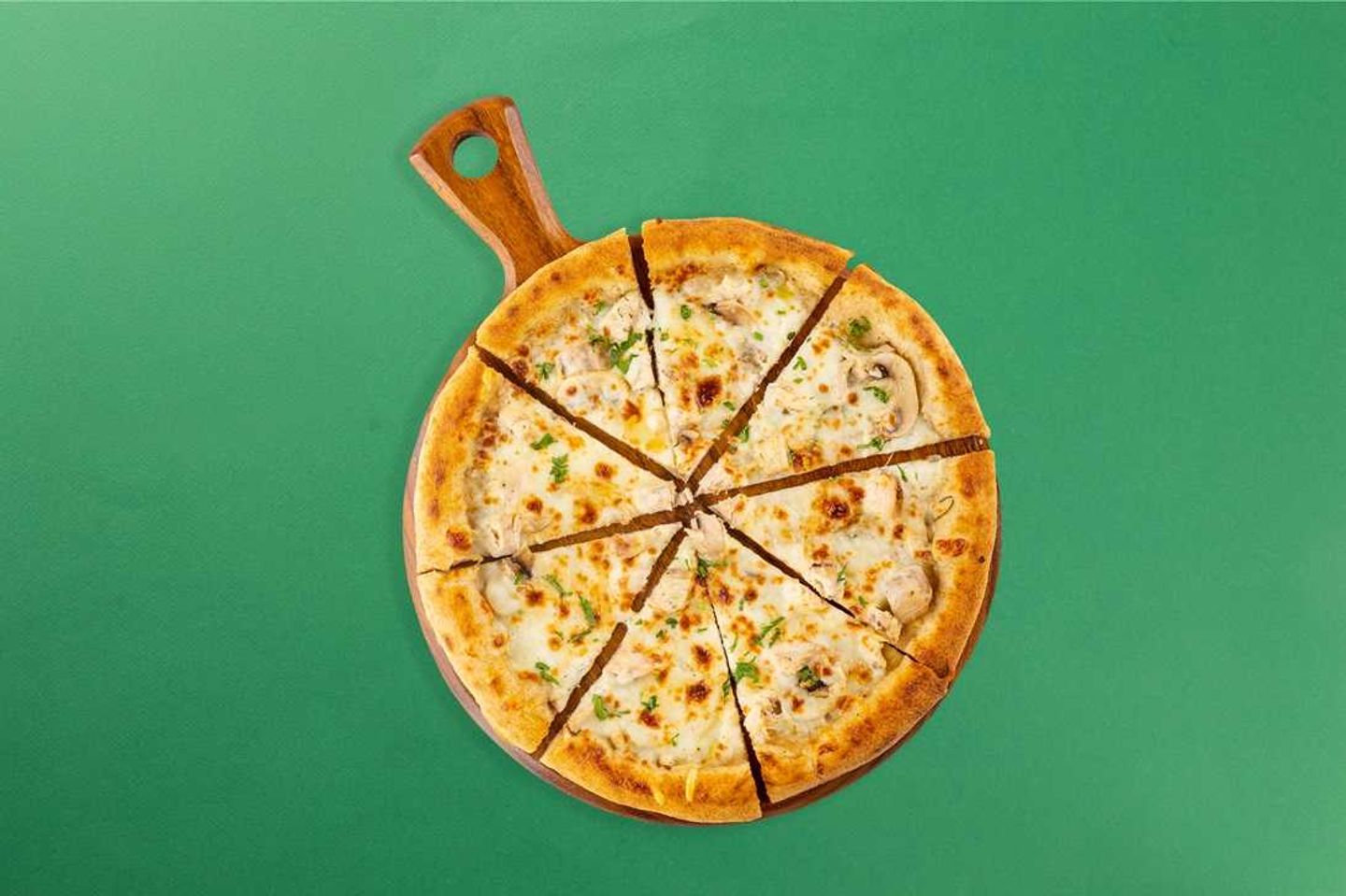 Chicken Alfredo Pizza