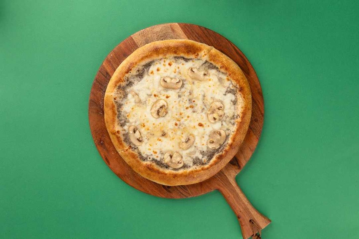 Funghi / Truffle Pizza