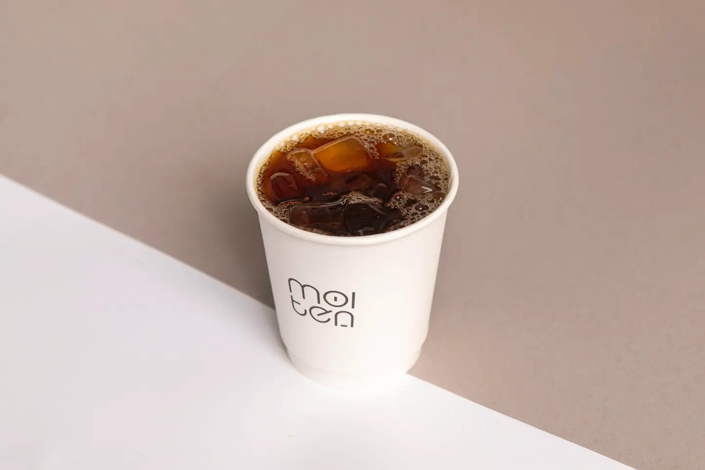 قهوة اليوم الباردة