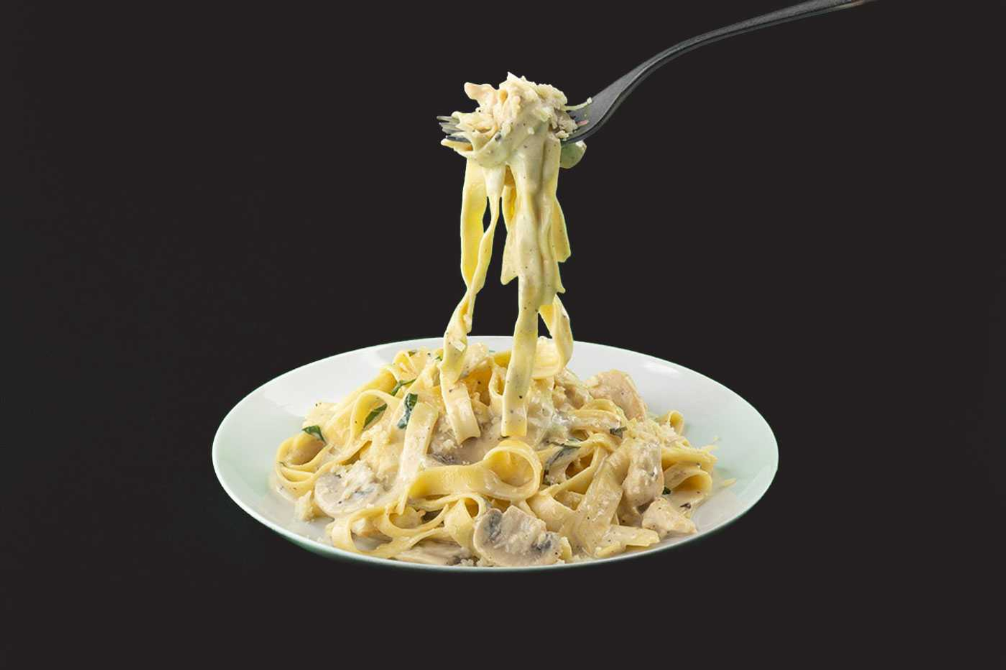 Chicken Alfredo Tagliatelle