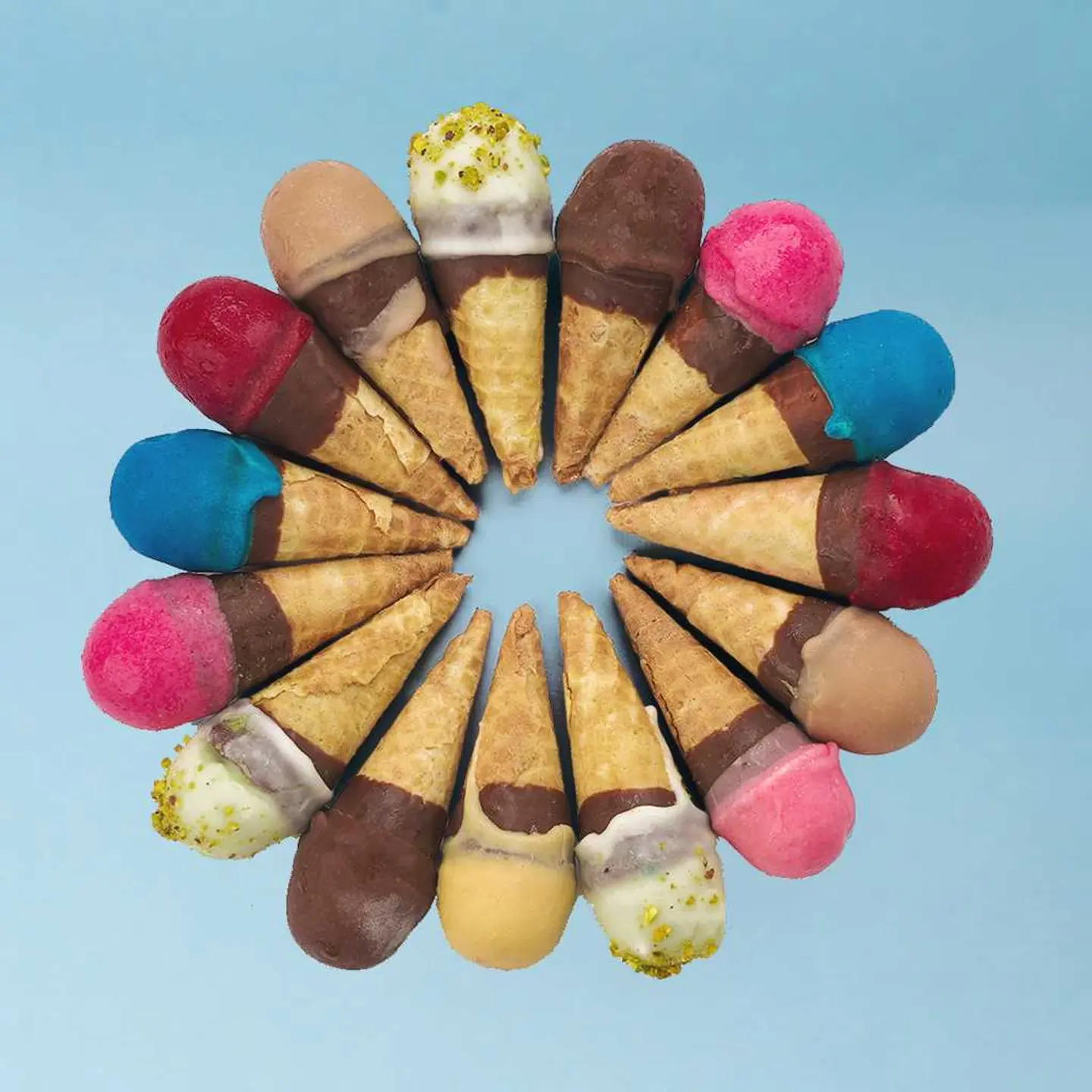 Mini Ice Cream Cones 15 Pieces (Assorted)
