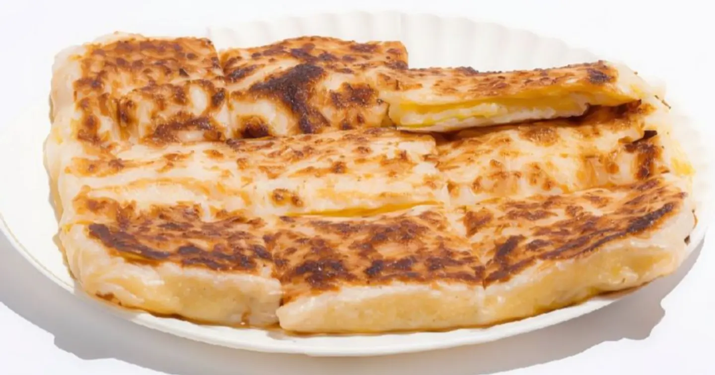 Sweet Mutabbaq With Cheese