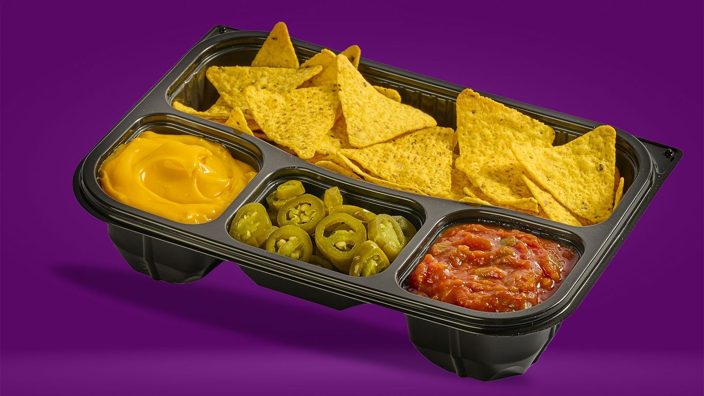 Nachos Trio Large Nachos With Three Sauces