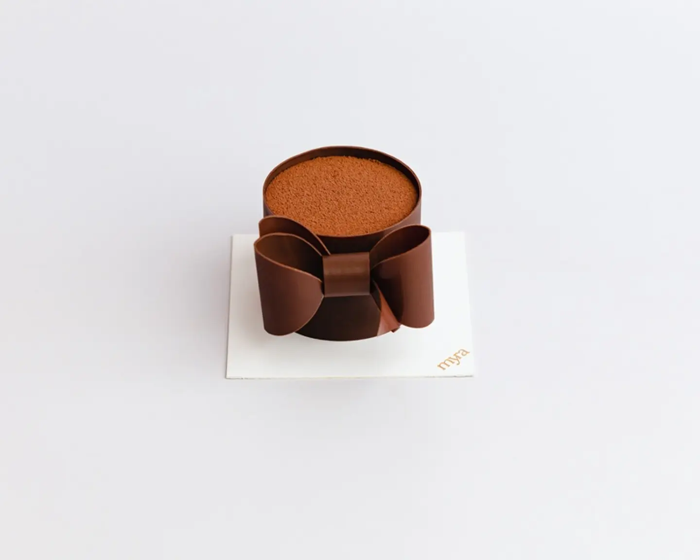 Bow Cake
