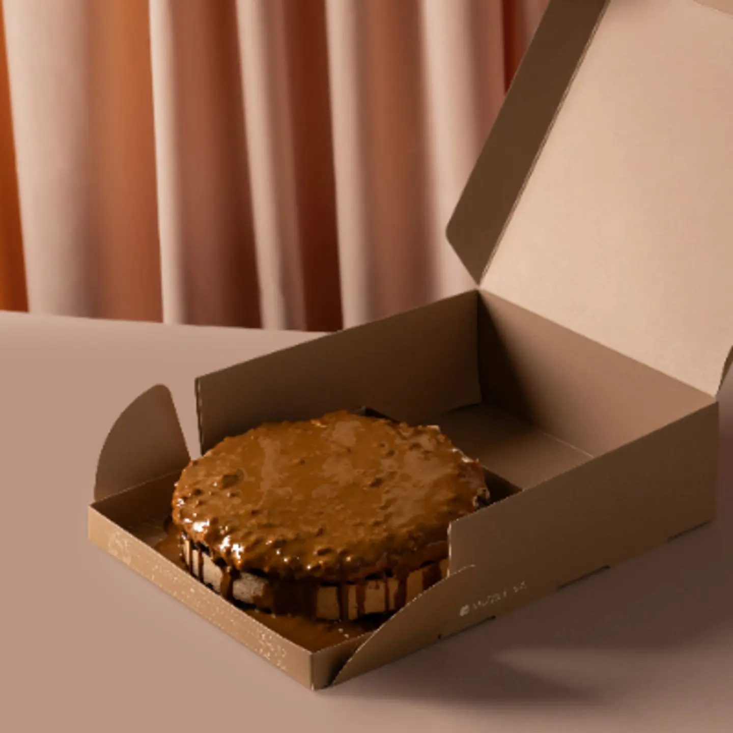 ميد نايت كيك