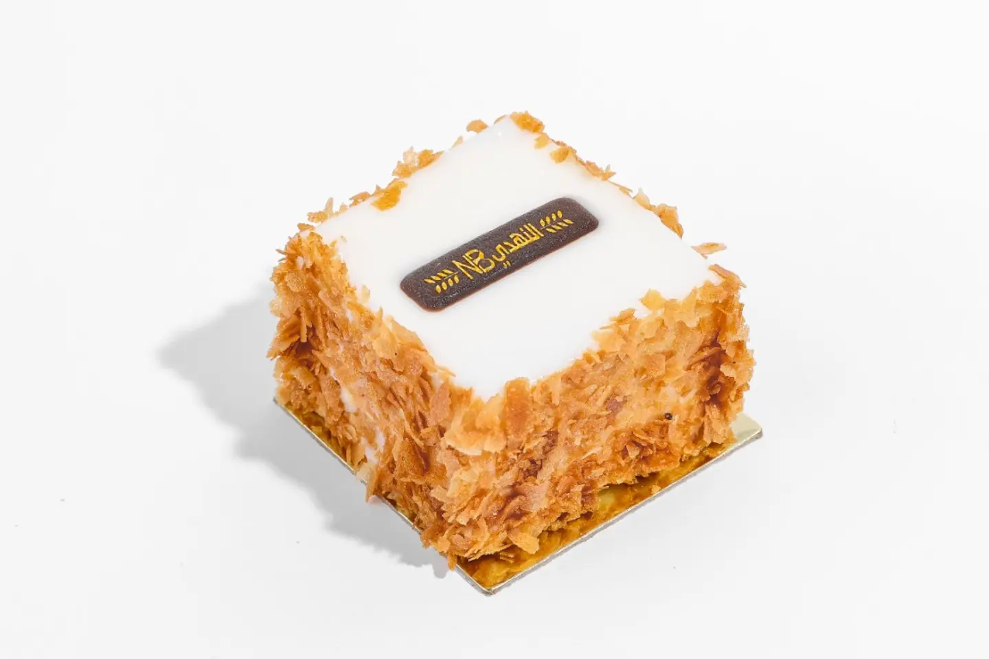 Vanilla Feuilletine Cake Slices