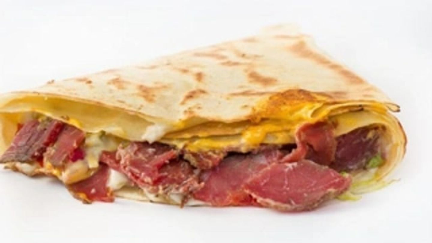 Mixed Cheese And Basterma Crepe