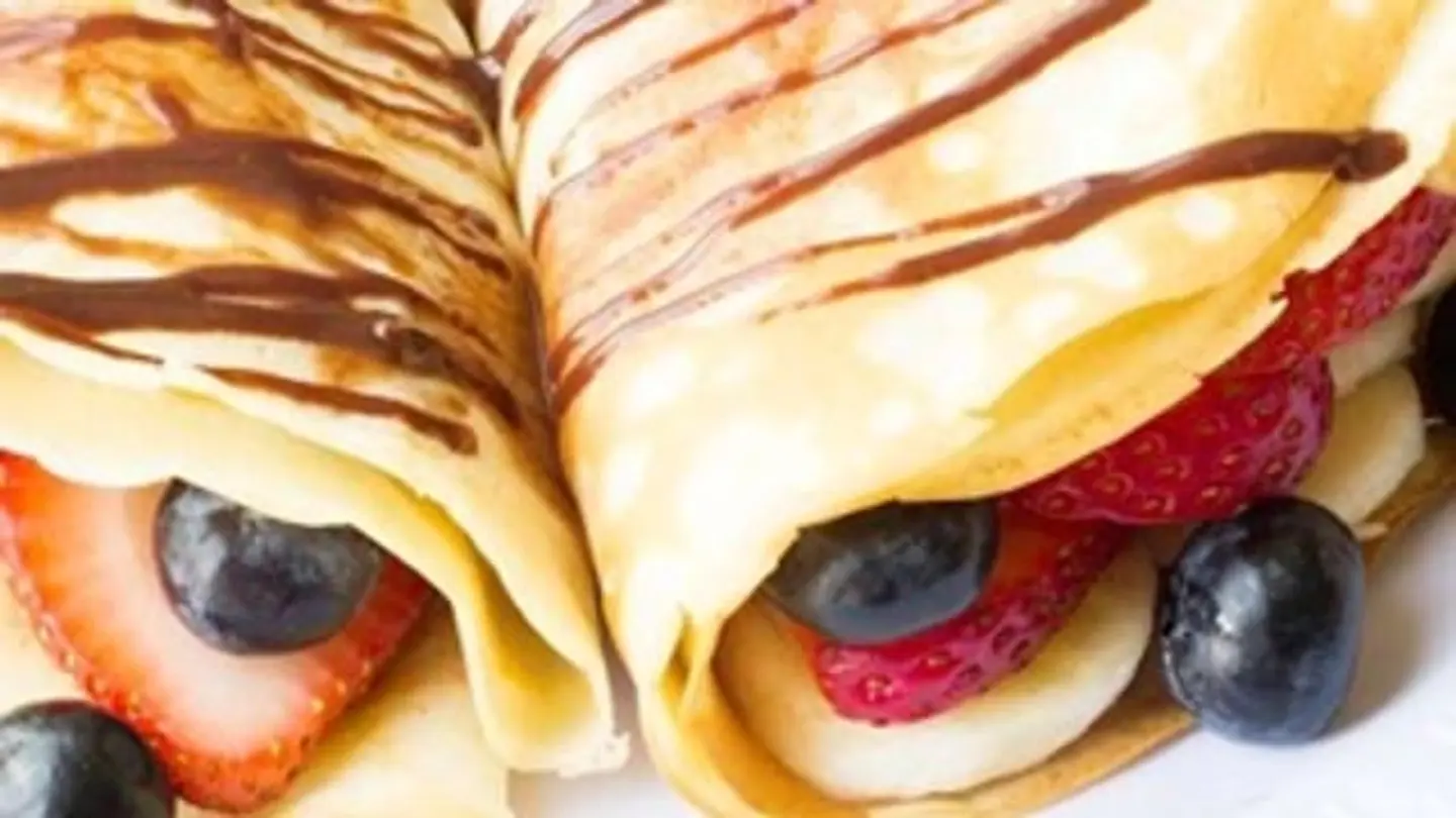 Nutella And Fruit Crepe